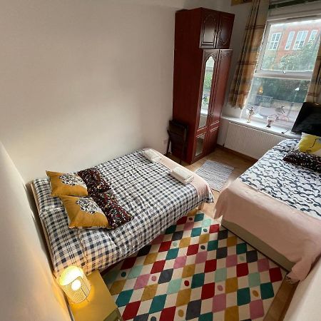 Spacious Family Flat Londra Dış mekan fotoğraf