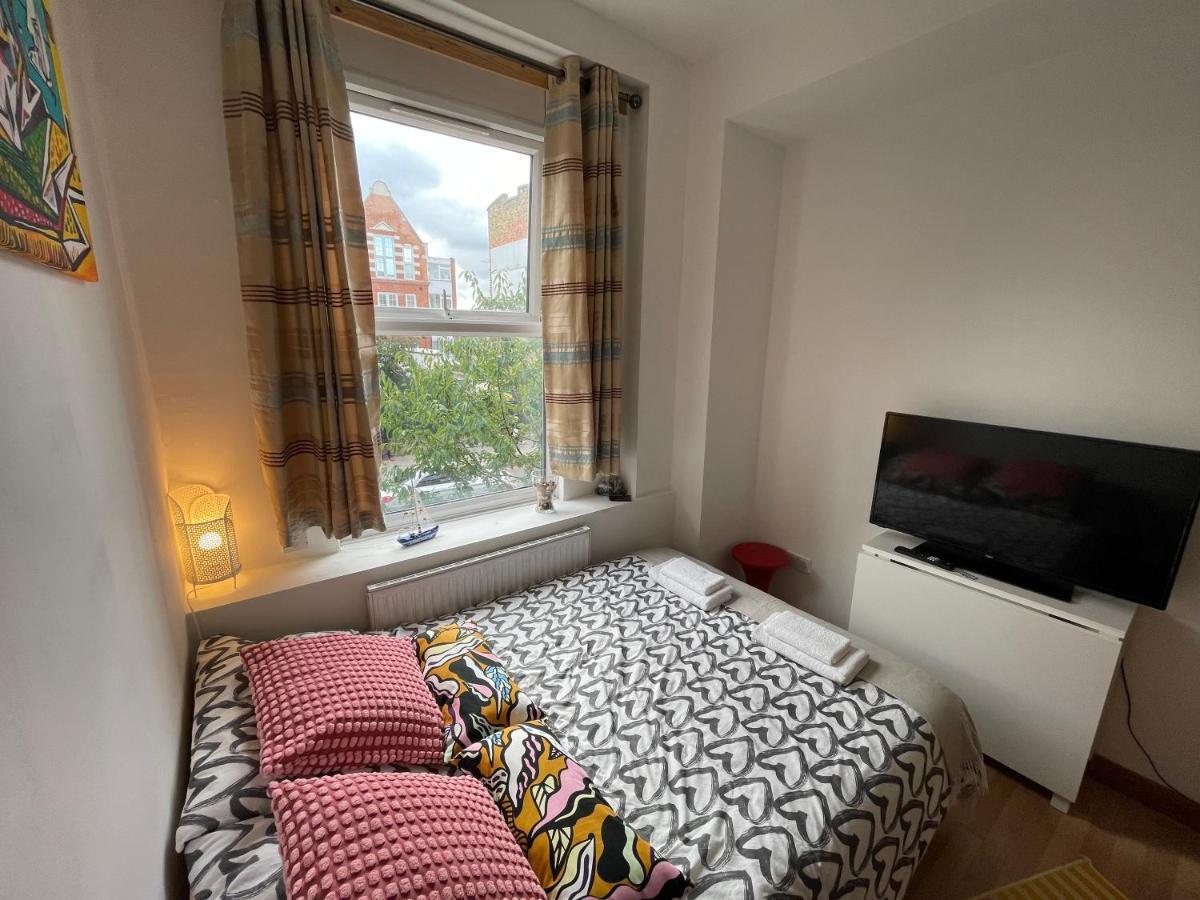 Spacious Family Flat Londra Dış mekan fotoğraf